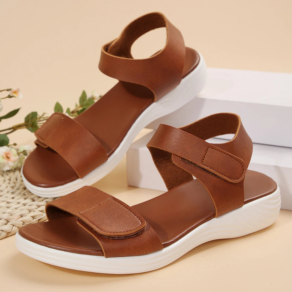LANZZI Summer – Hochwertige, bequeme Sandale für den Sommer.