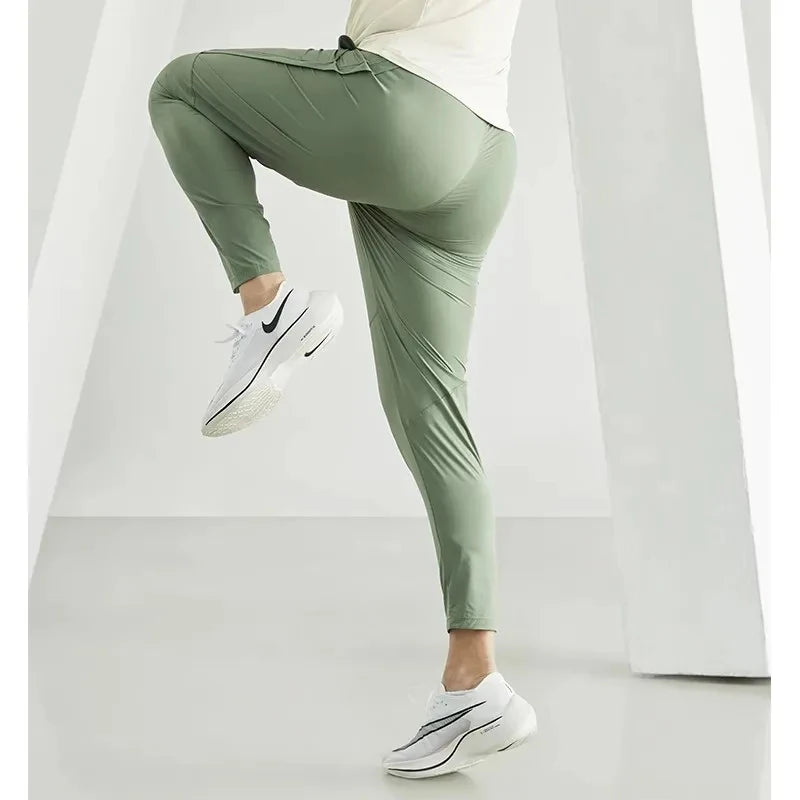LANZZI Comfort Fit – Flexible Sporthose für Herren.