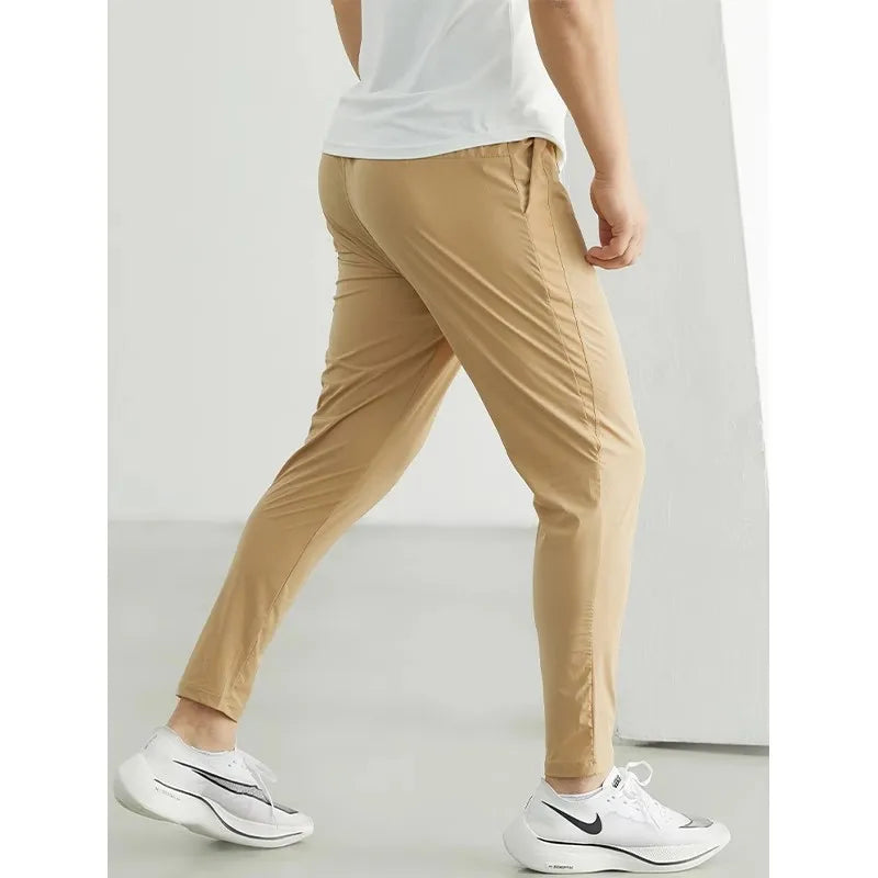 LANZZI Comfort Fit – Flexible Sporthose für Herren.